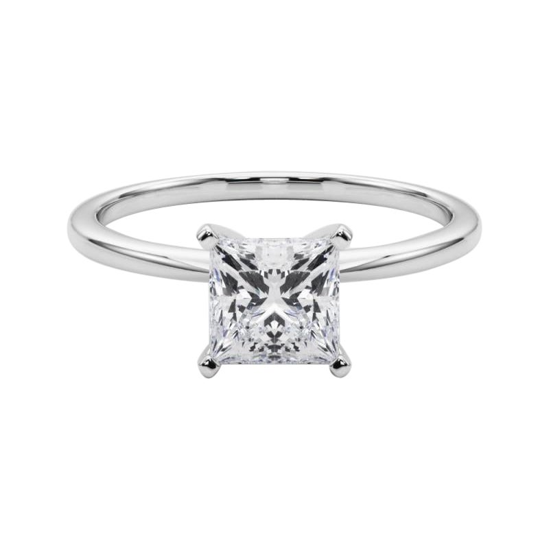 GIA Anillo de diamantes de oro blanco de 18 quilates con solitario engastado en garra y banda delgada princesa de 0,7 ct