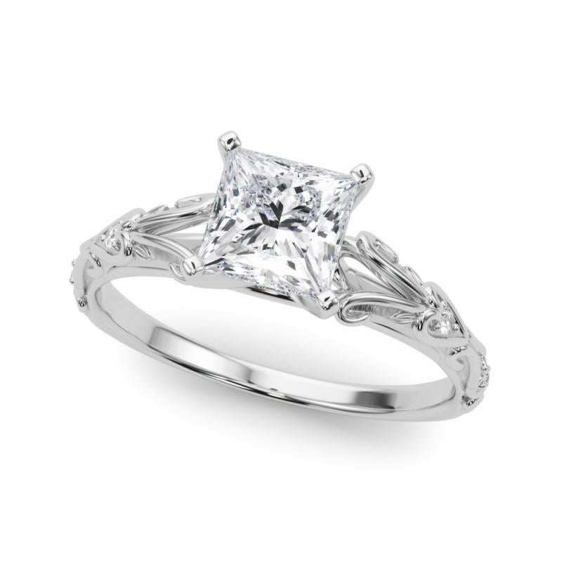 Taglio princess GIA 0,7ct Princess Vintage 3-Stone Heart & Vine Anello di diamanti in oro bianco 18K in vendita