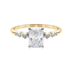 GIA 0,8 Karat Radiant Cluster Trellis Solitär 18K Gelbgold Diamantring