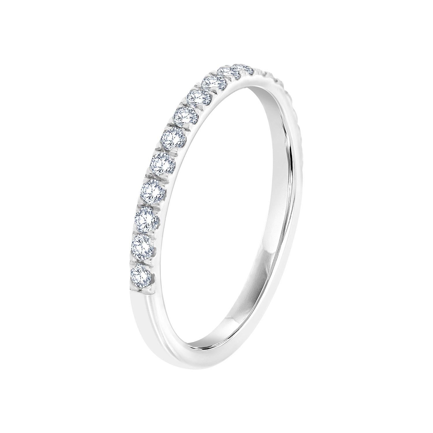 GIA 0.81 Carat Cushion Shape Platinum Halo Style Diamond Ring Set For Sale 2