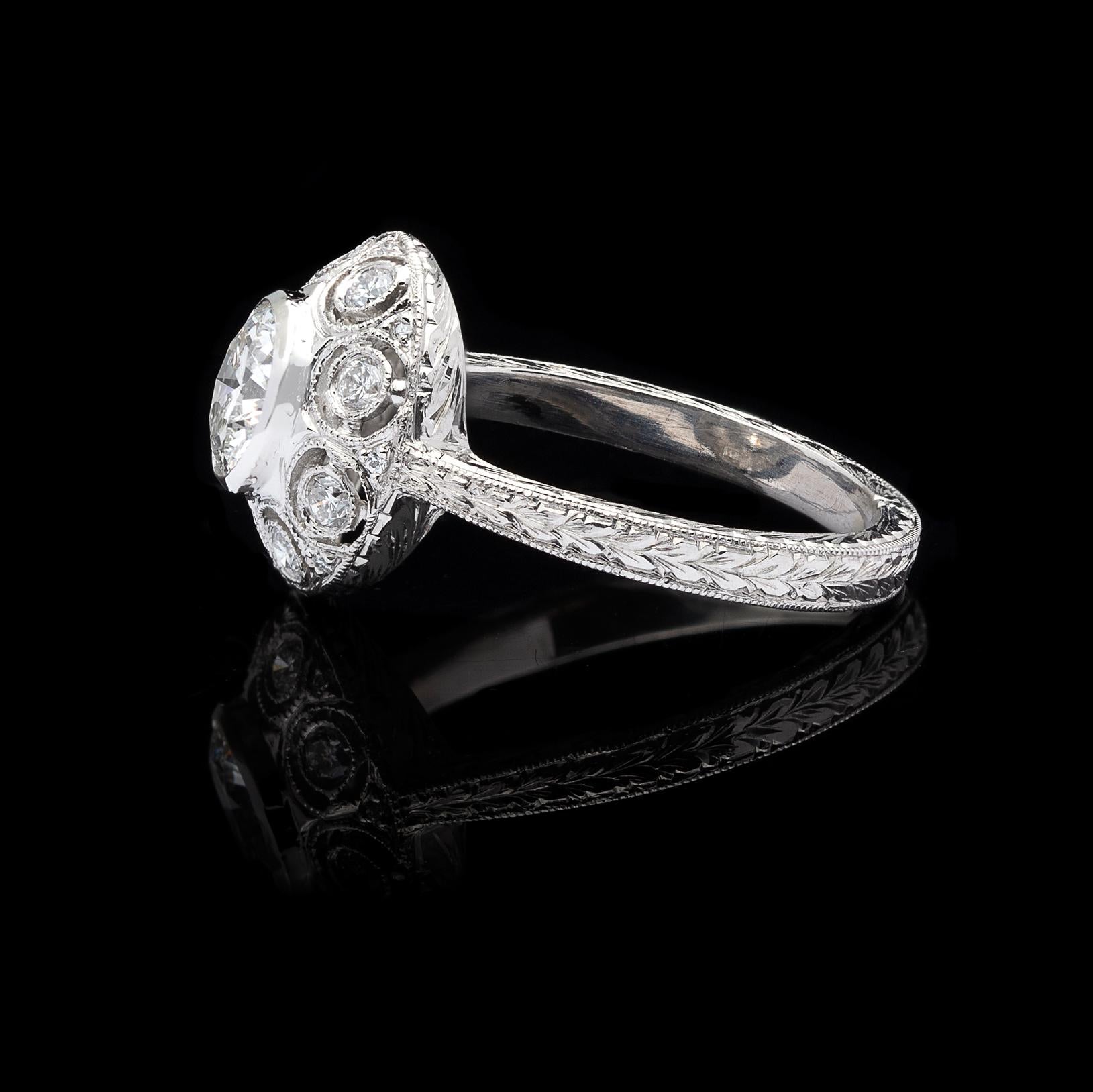 GIA 0,82 Karat F/VS2 Diamant Platin Verlobungsring mit GIA im Zustand „Hervorragend“ im Angebot in San Francisco, CA