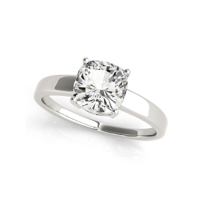 Taglio cuscino GIA 0,8ct Solitario a cuscino con gambo in oro bianco a quattro griffe in vendita