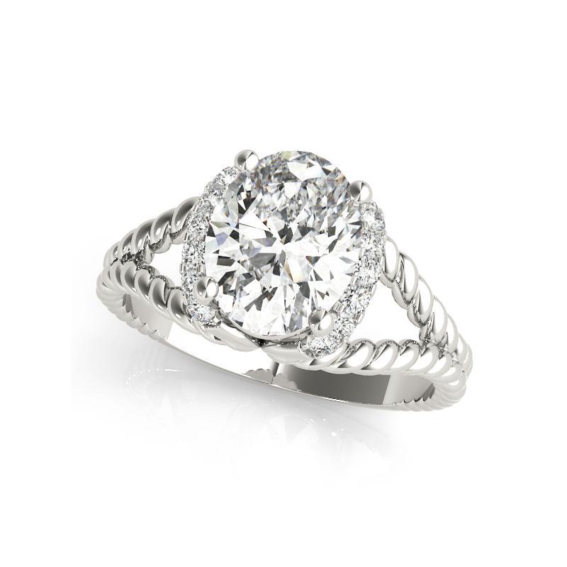 Taglio ovale GIA 0,8ct Oval Twisted Rope Split Shank Halo  Anello con diamante in vendita