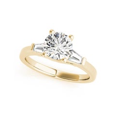 GIA Bague à trois pierres en or jaune 18 carats avec diamants ronds et baguettes de fantaisie de 0,90 carat