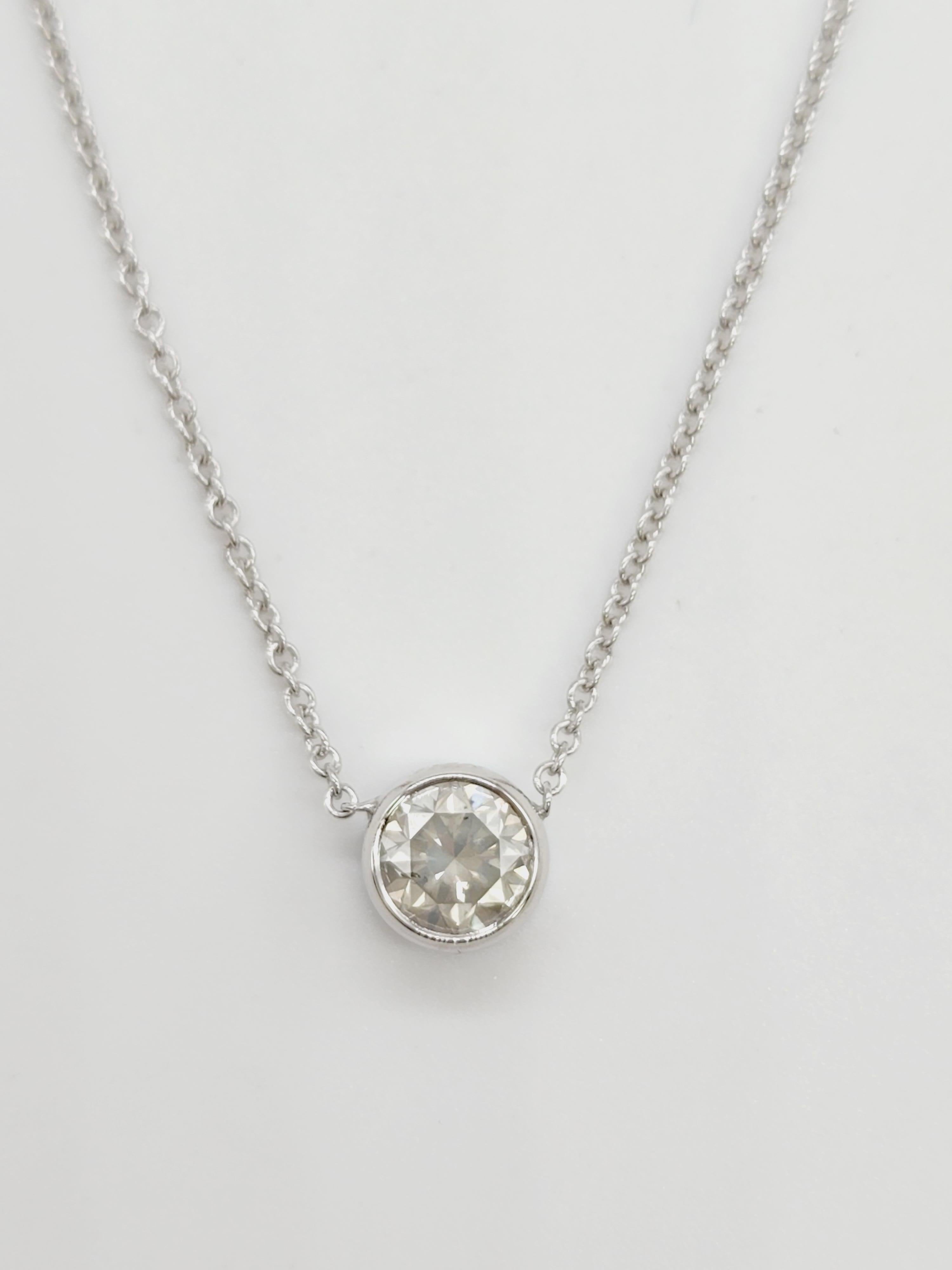 Round Cut GIA 0.91 Carat Round Very Light Gray Diamond Pendant 14 Karat White Gold For Sale