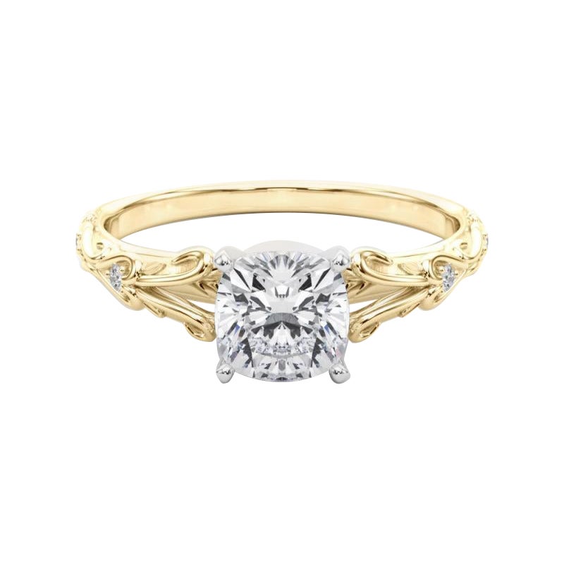 GIA 0,91ct Cushion Vintage 3-Stone Heart & Vine Anello con diamanti in oro giallo 18K