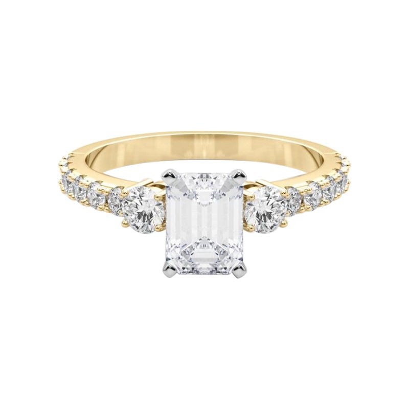 GIA 0.91ct Emerald Three-Stone with Diamond Shank 18K Yellow Gold Diamond Ring (bague à trois pierres en émeraude avec une tige en diamant)