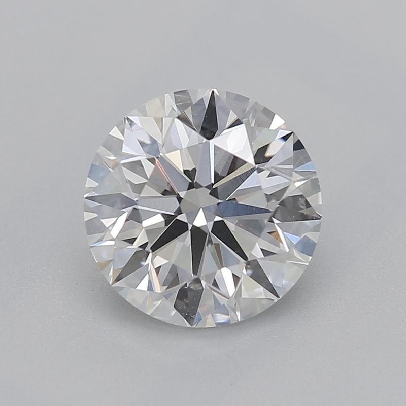 Realizzato a mano a New York, questo splendido anello di diamanti presenta un diamante centrale mozzafiato E SI1 0,97, sapientemente incastonato in una classica montatura che ne esalta la brillantezza. Intorno all'accattivante pezzo centrale c'è un