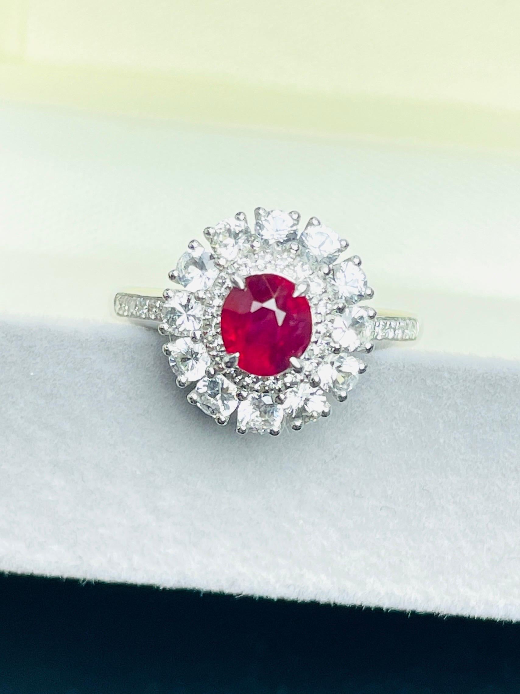 GIA 0.98 Ct Burma Unheated Ruby Pigeon blood Ring platinum Gold Ring For Sale 2