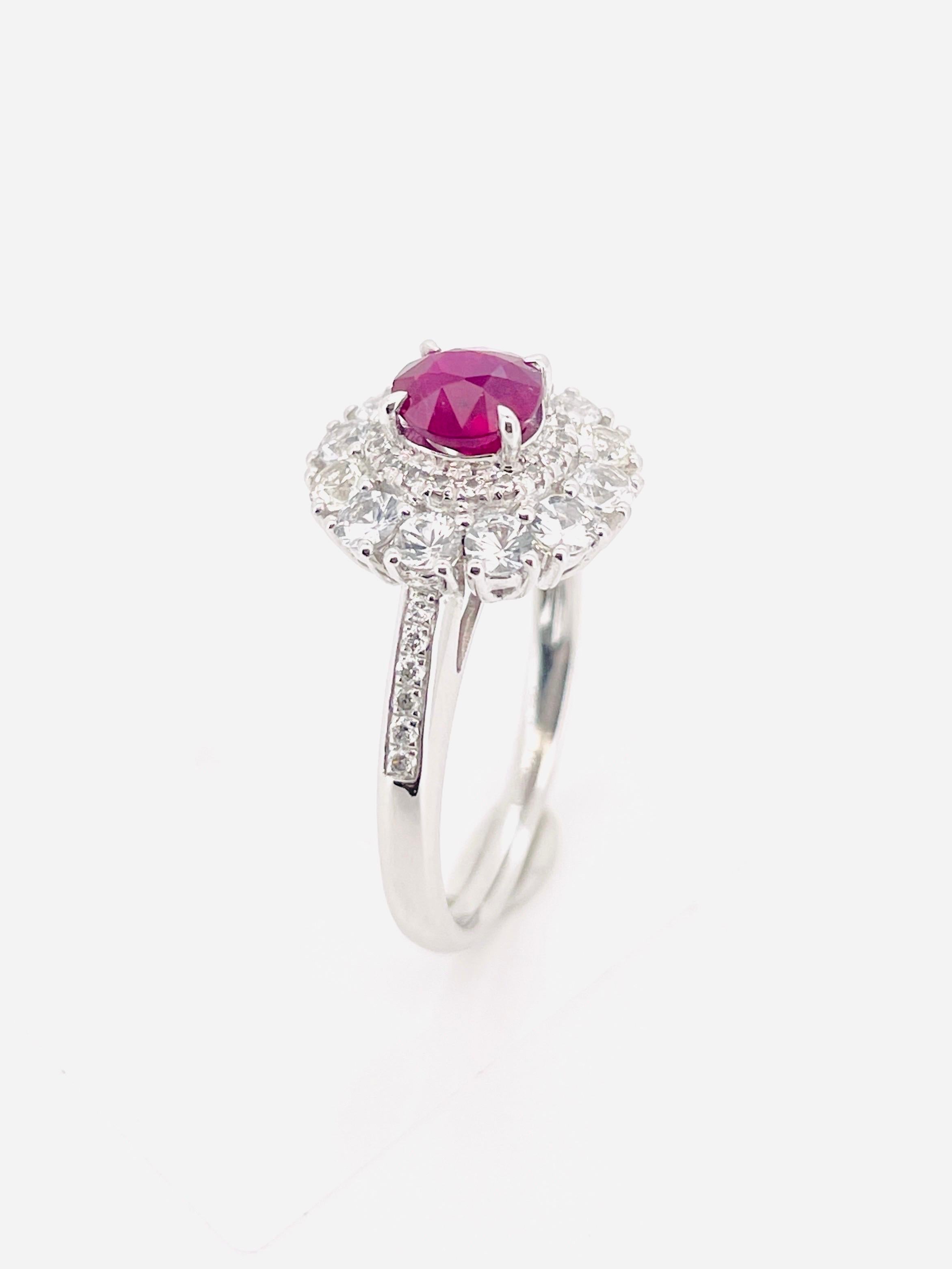 GIA 0.98 Ct Burma Unheated Ruby Pigeon blood Ring platinum Gold Ring For Sale 3