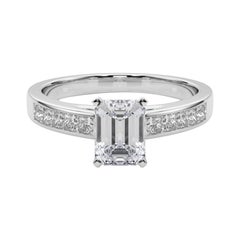 GIA 0.9ct Smeraldo Principessa Canale Solitario Centro Anello con Diamante in Oro Bianco