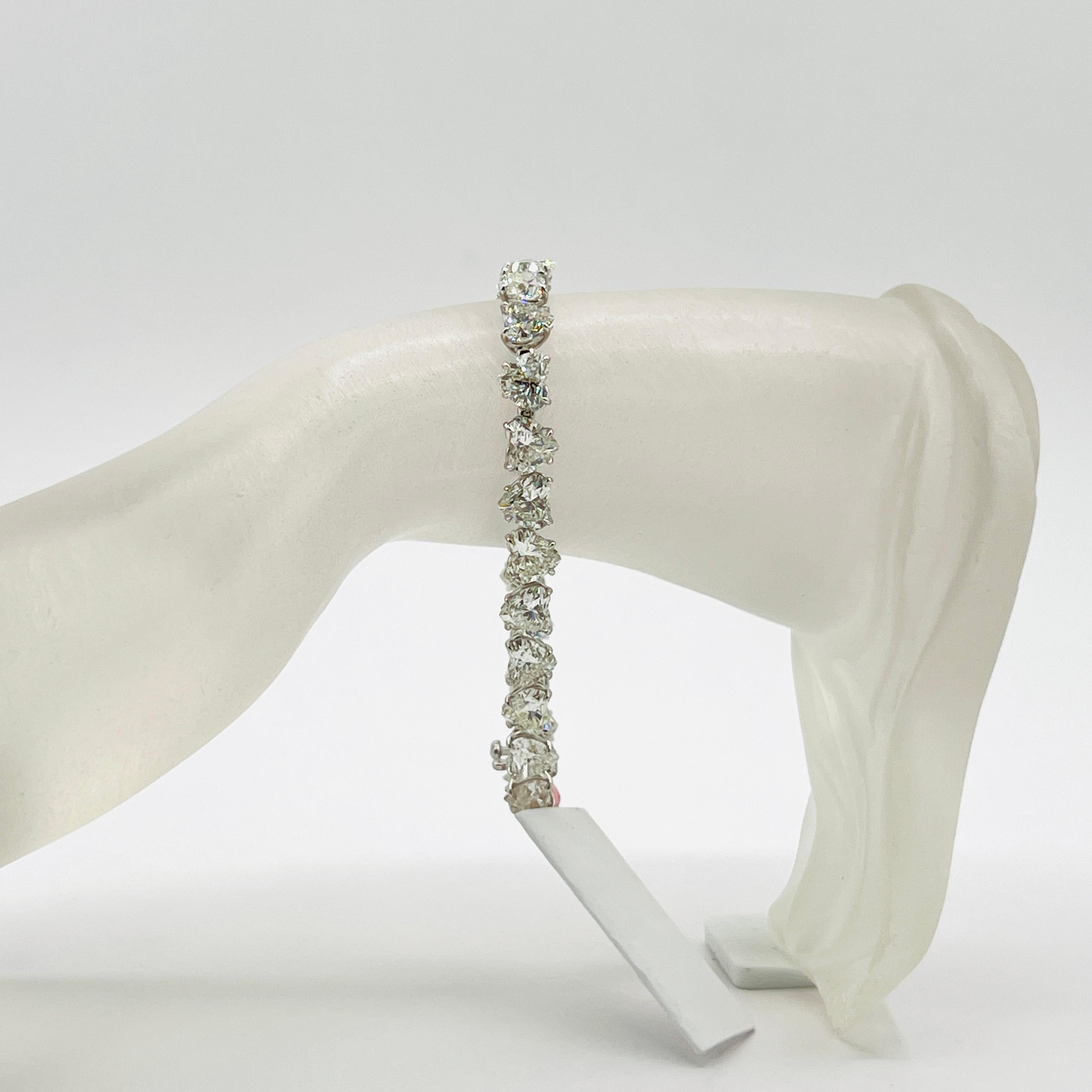 GIA Pulsera de tenis con diamantes blancos de 1 quilate cada corazón en oro blanco de 18 quilates Corte de corazón en venta