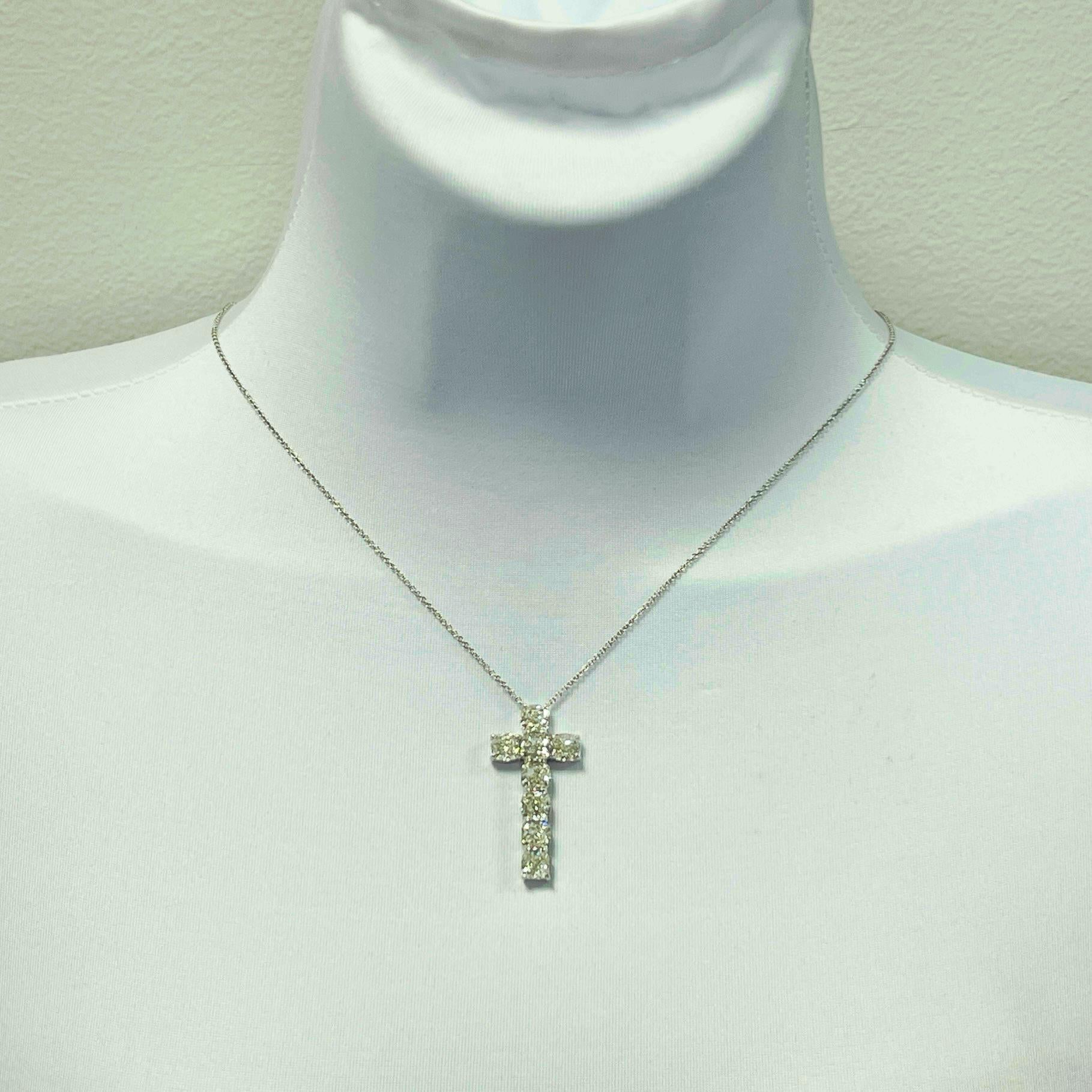Gorgeous 8.03 ct. JK VS-SI white diamond cushions.  Total of 8 stones, each one is 1.00 ct.  Handmade in 18k white gold.  Length is 18