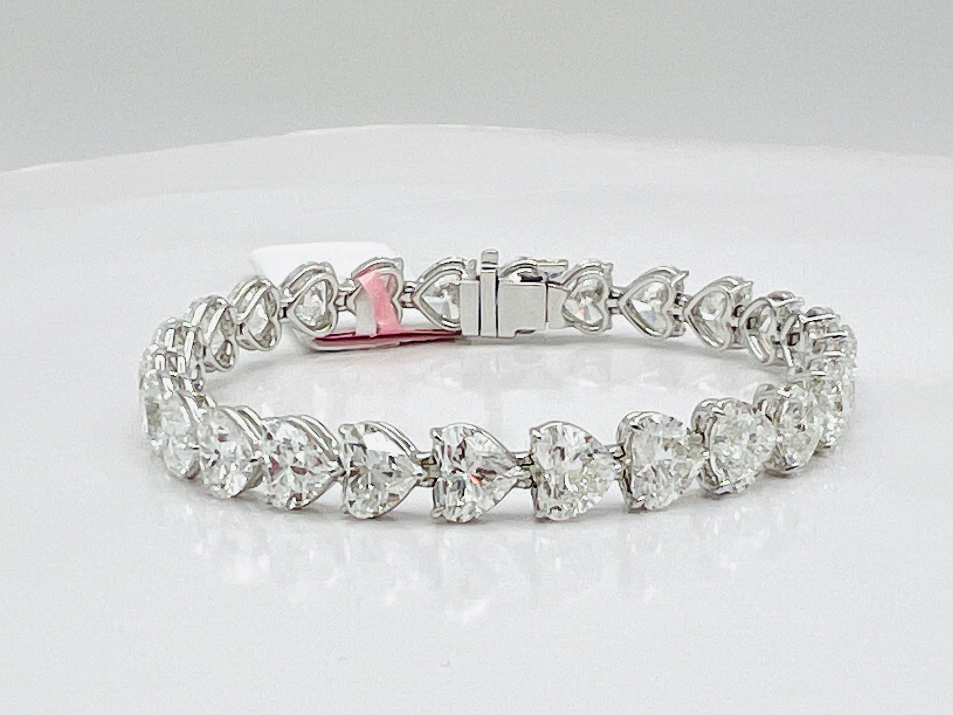 GIA 1 Carat Each White Diamond Heart Tennis Bracelet in 18K White Gold For Sale 4
