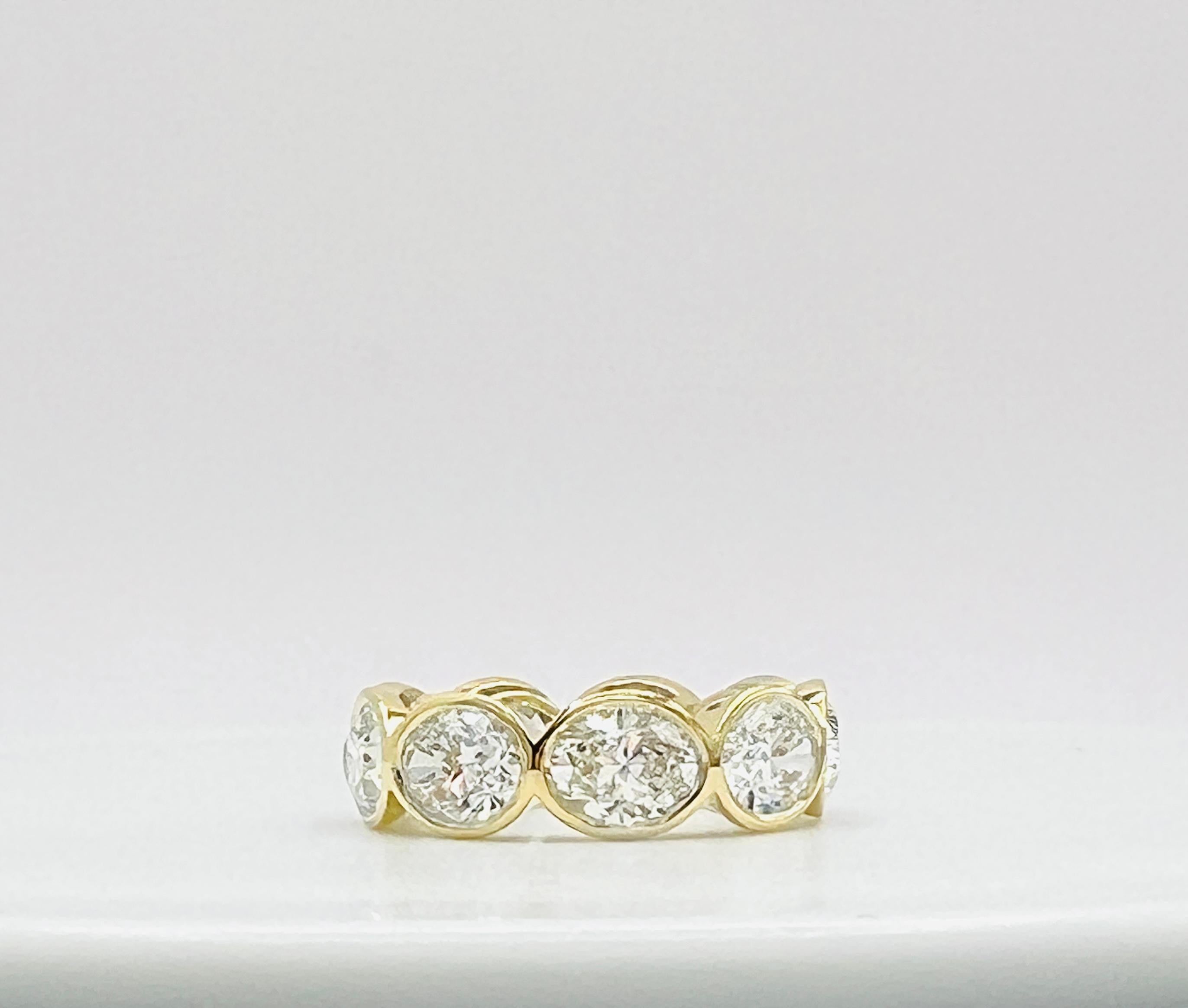 GIA 1 Carat Each White Diamond Oval Bezel Eternity Band Ring in 18K Yellow Gold In New Condition In Los Angeles, CA
