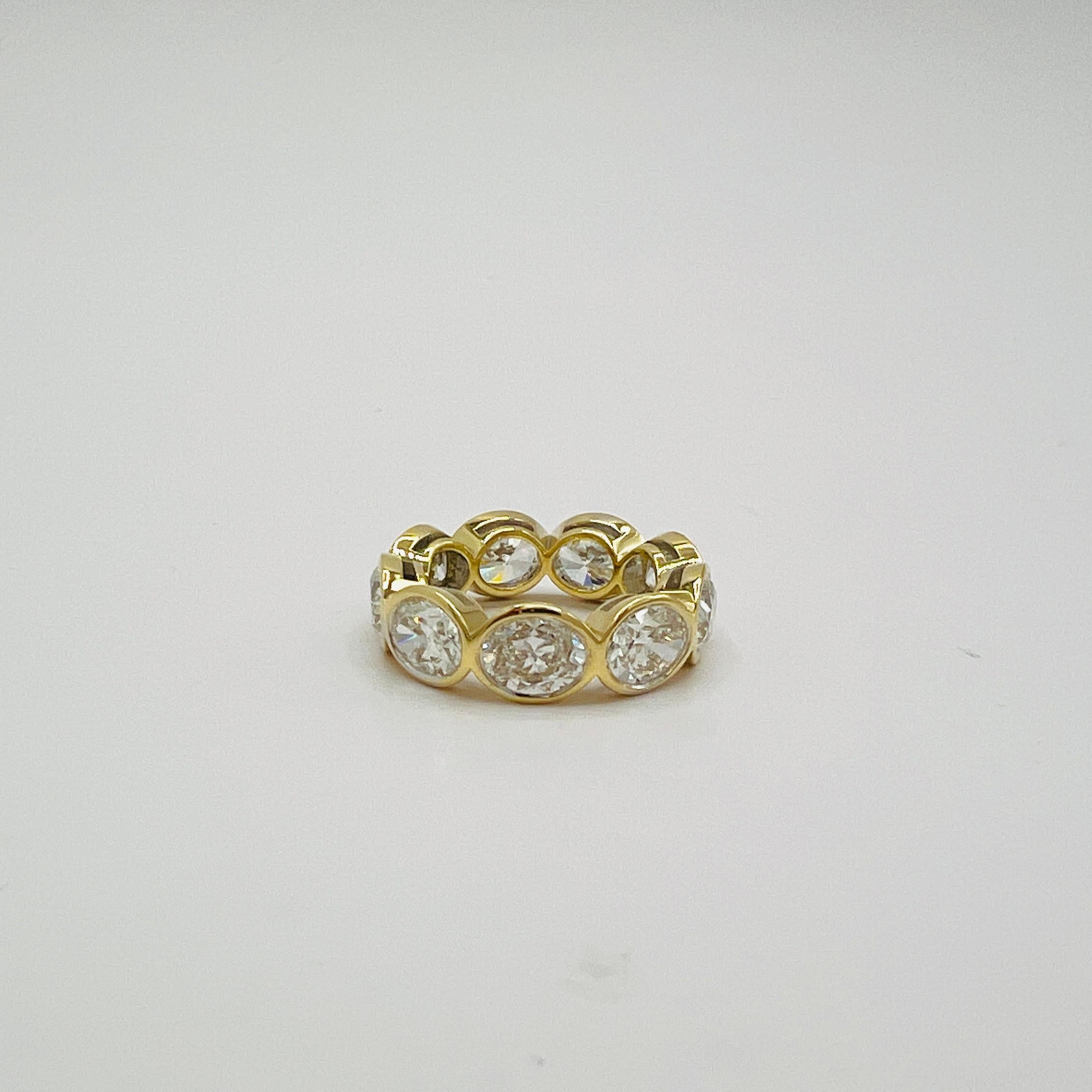 GIA 1 Carat Each White Diamond Oval Bezel Eternity Band Ring in 18K Yellow Gold 2