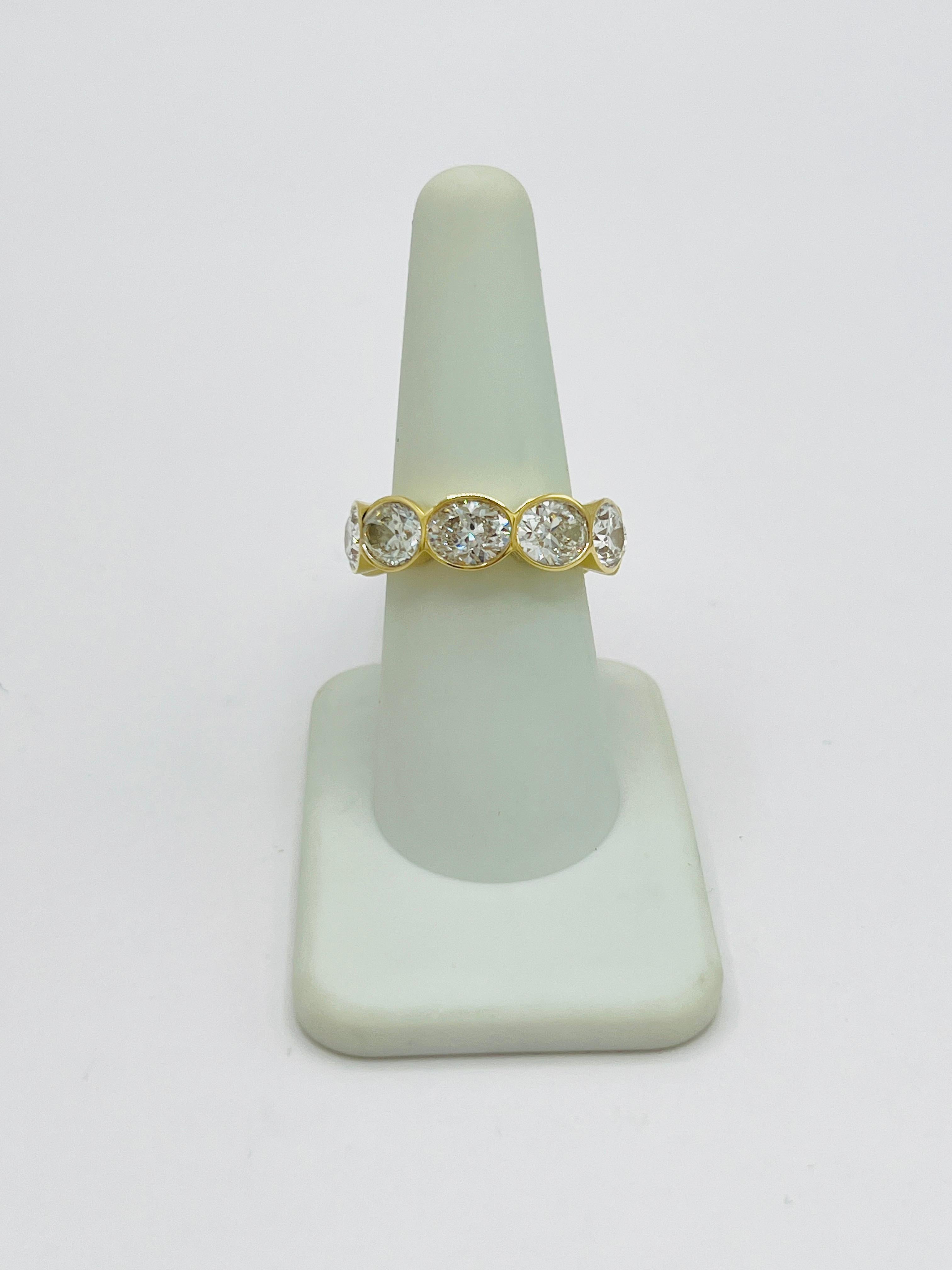 GIA 1 Carat Each White Diamond Oval Eternity Band Bezel Ring in 18K Yellow Gold In New Condition In Los Angeles, CA