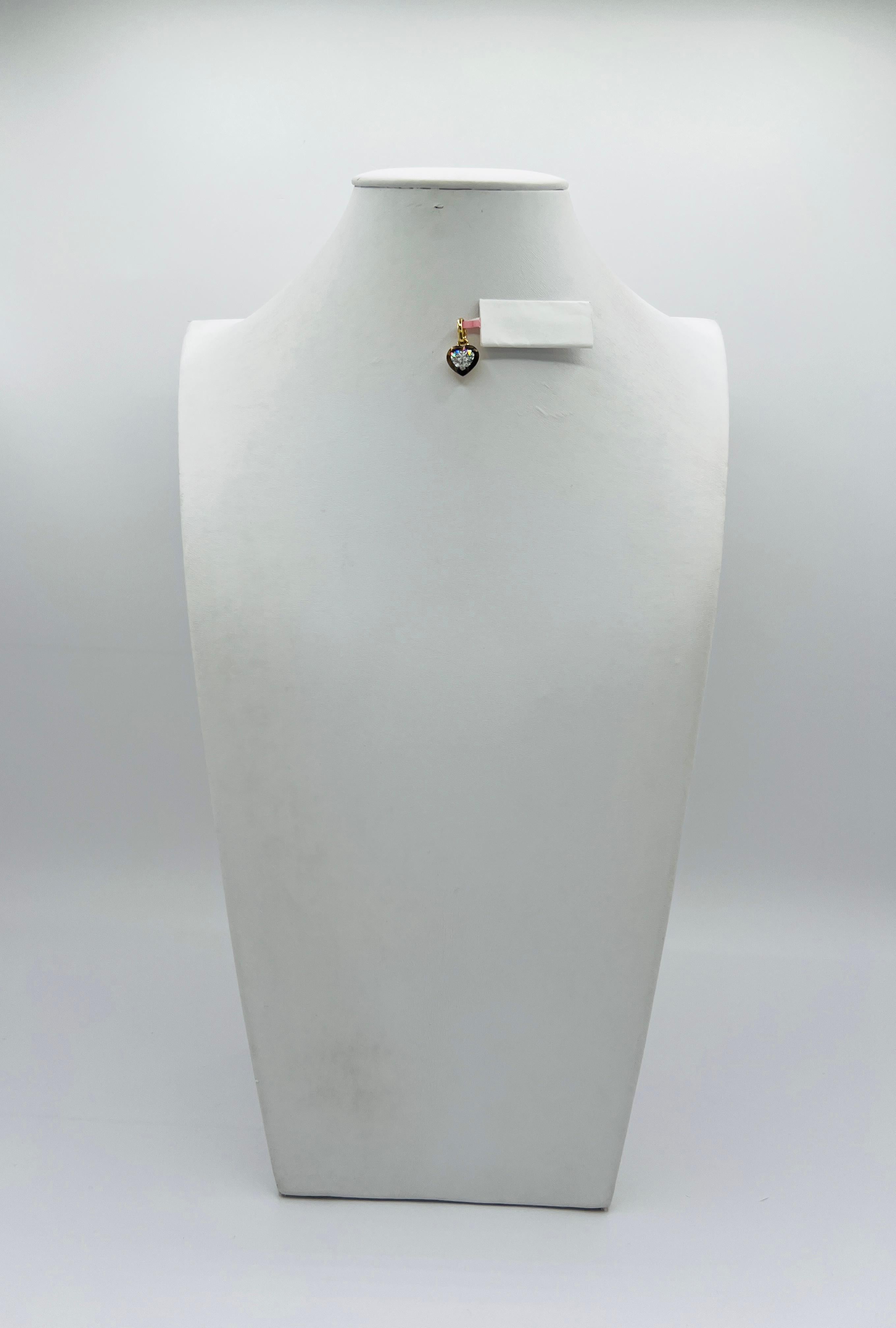 GIA Pendentif en rhodium noir et or jaune 18 carats avec diamant en forme de cœur de 1 carat Unisexe en vente