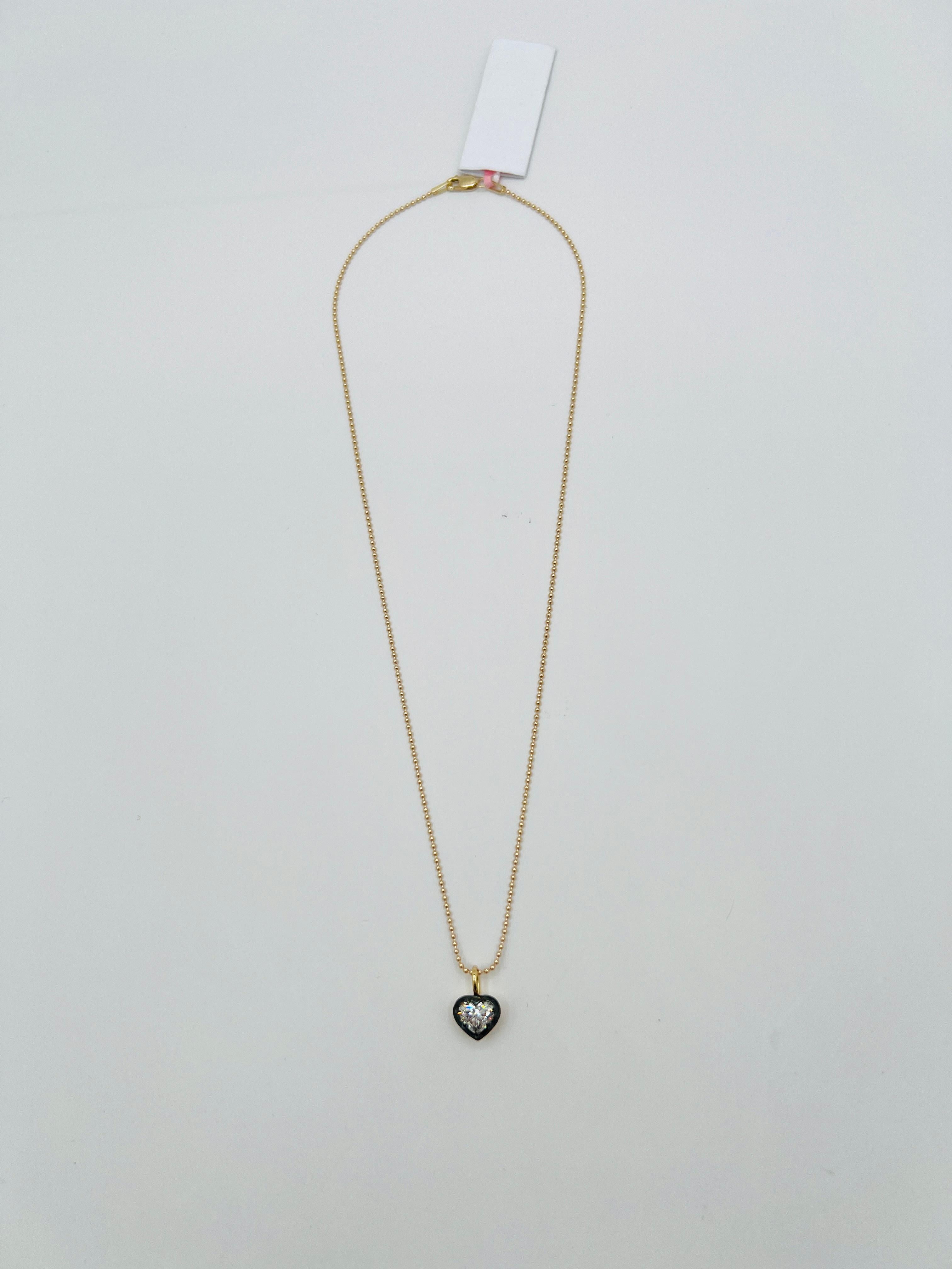 GIA Collana con ciondolo a forma di cuore di diamante da 1 carato in oro giallo 18 carati e rodio nero in vendita 1