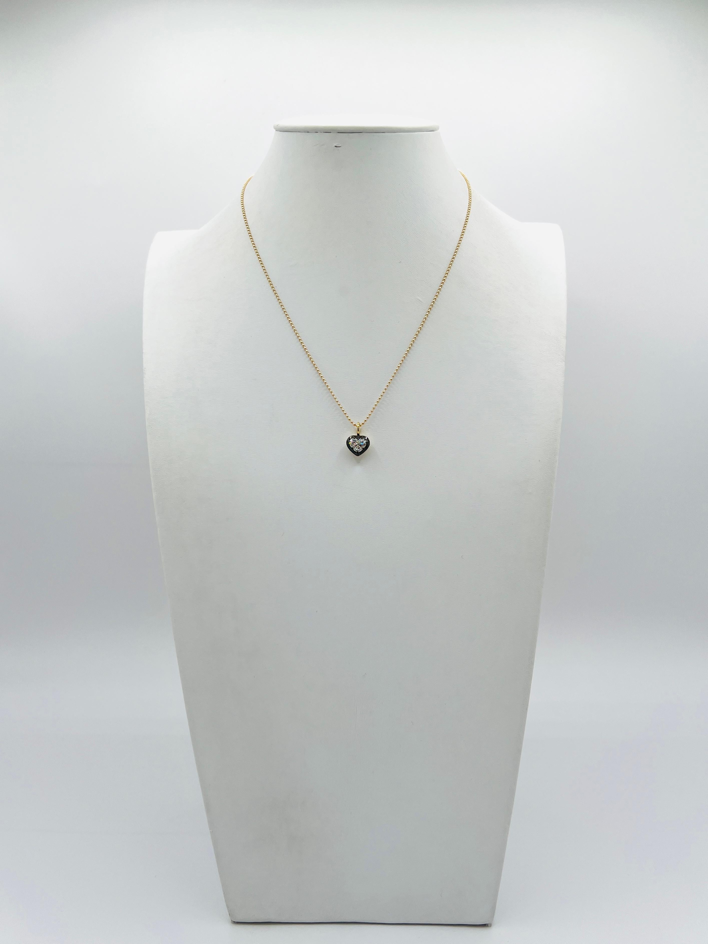 GIA Collana con ciondolo a forma di cuore di diamante da 1 carato in oro giallo 18 carati e rodio nero in vendita 2