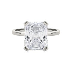 GIA 1 Carat Radiant Solitaire Basket 4-Prong  Anello con diamante