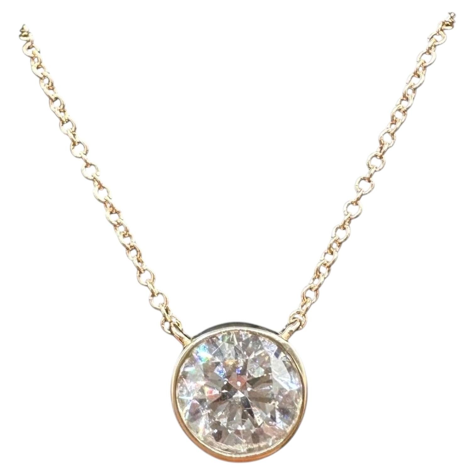 GIA Collana con castone di diamanti tondi da 1 carato in oro giallo 14K I VS2