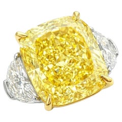 GIA 10 Carat Fancy Yellow Diamond Ring Cushion Cut VS1 Three-Stone
