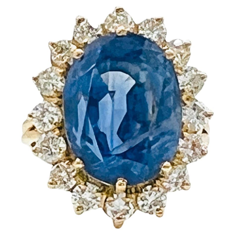 GIA Anello con zaffiro blu dello Sri Lanka da 10 carati, ovale e con diamante rotondo in oro 18 carati in vendita
