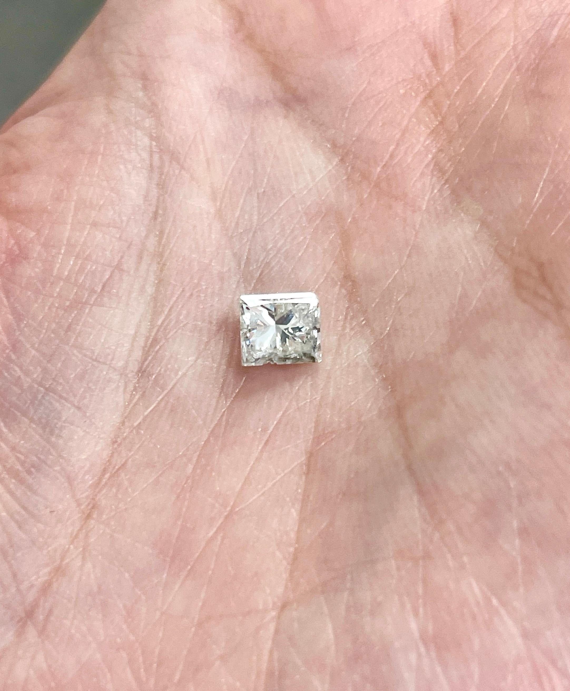 GIA 1.00 Carat Princess Cut Natural Loose Diamond For Sale 3