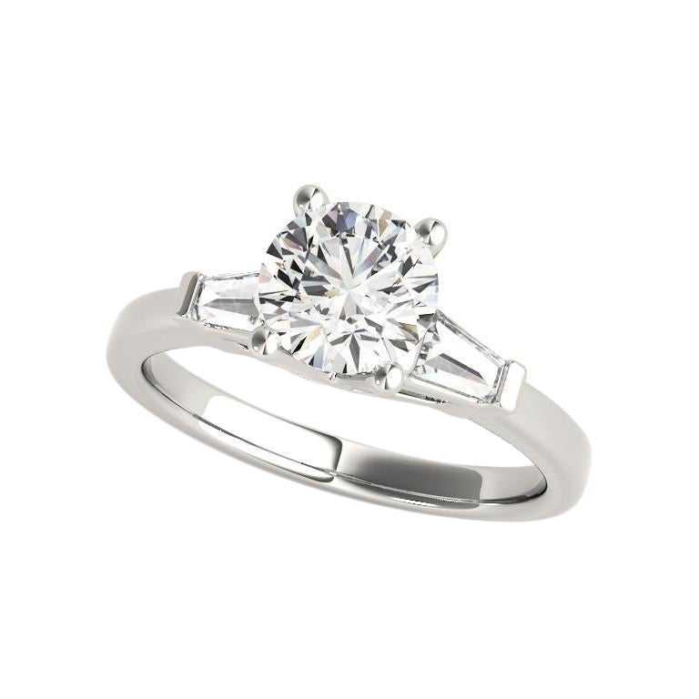 GIA 1.00 Carat Round & Fancy Baguette Three-Stone  Bague en diamant