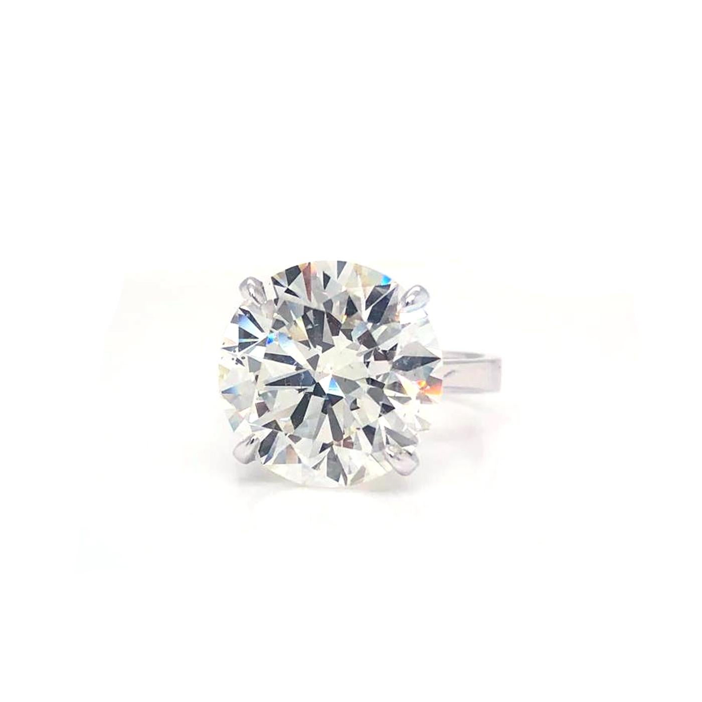 GIA Certified 10.05 Carat Si2 Clarity J Color Round-Cut Diamond Engagement Ring In Good Condition For Sale In Aventura, FL