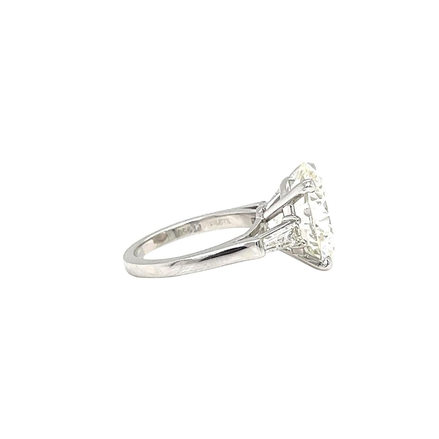 GIA Bague de fiançailles en platine avec un diamant rond naturel de 10,01ct VS2 Clarity Pour femmes en vente