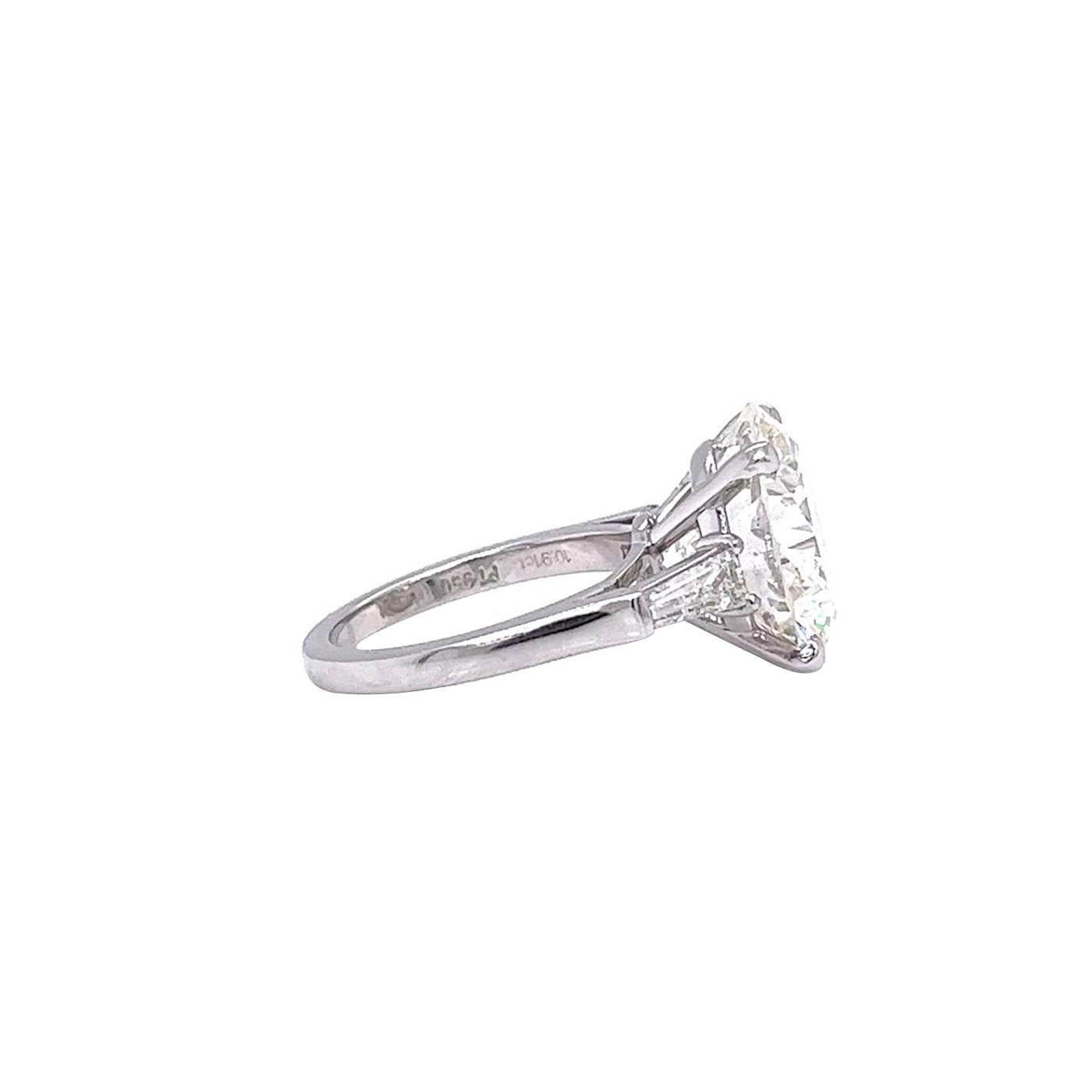 GIA Bague de fiançailles en platine avec un diamant rond naturel de 10,01ct VS2 Clarity en vente 1