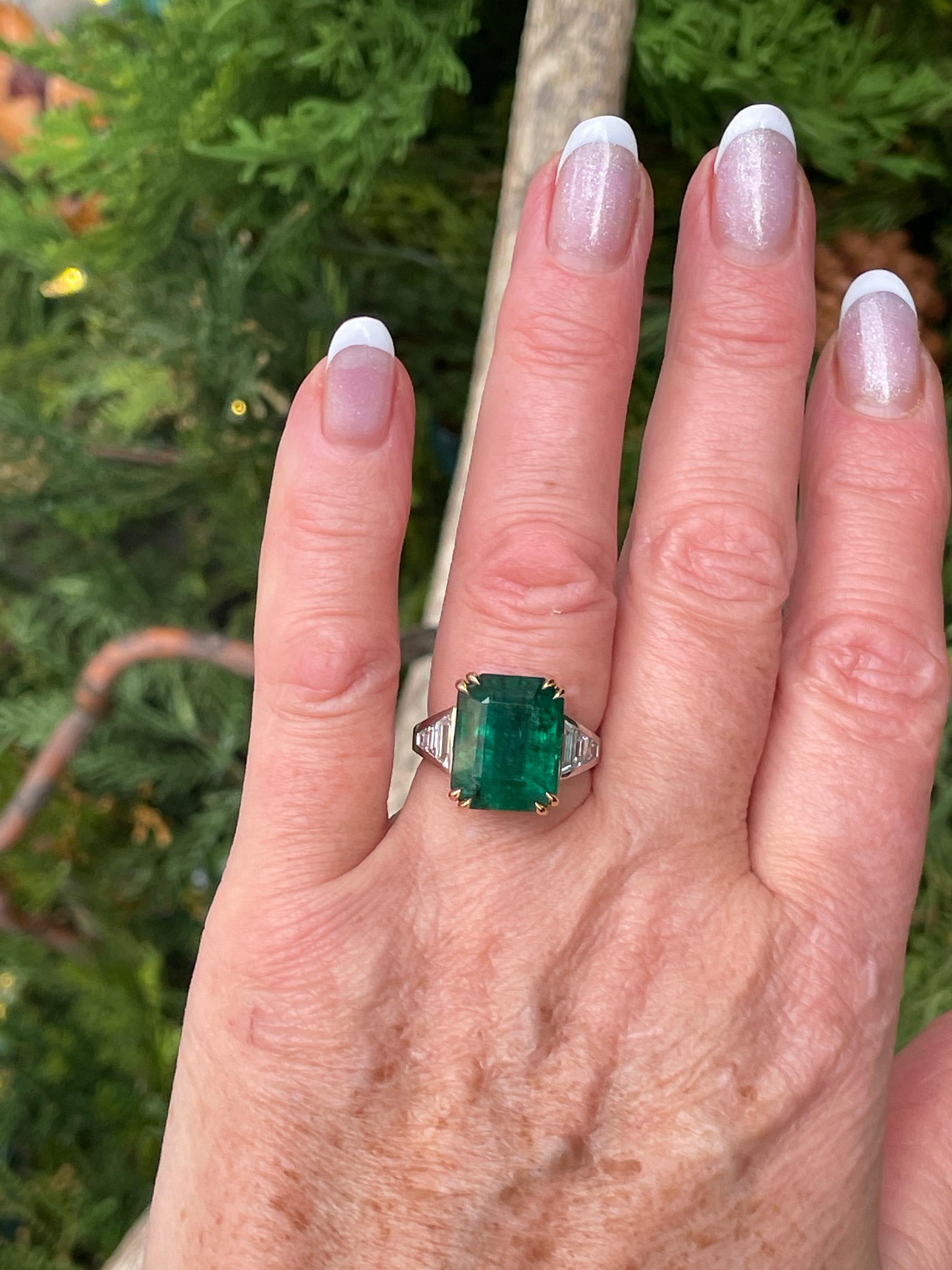 GIA 10.05ct Step cut Rectangular Green Emerald Diamond Plat 18k YG Ring 7