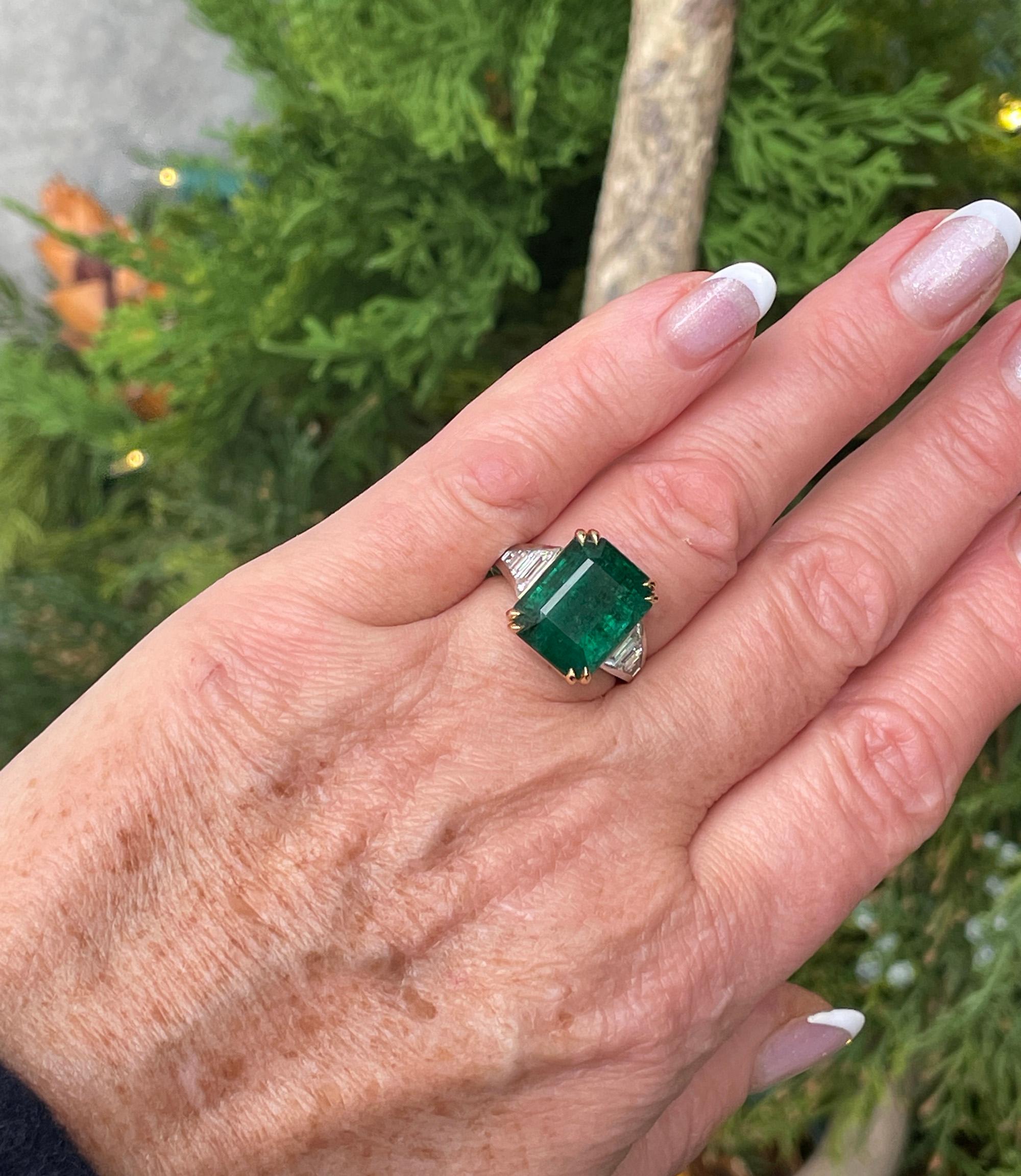 GIA 10.05ct Step cut Rectangular Green Emerald Diamond Plat 18k YG Ring 8