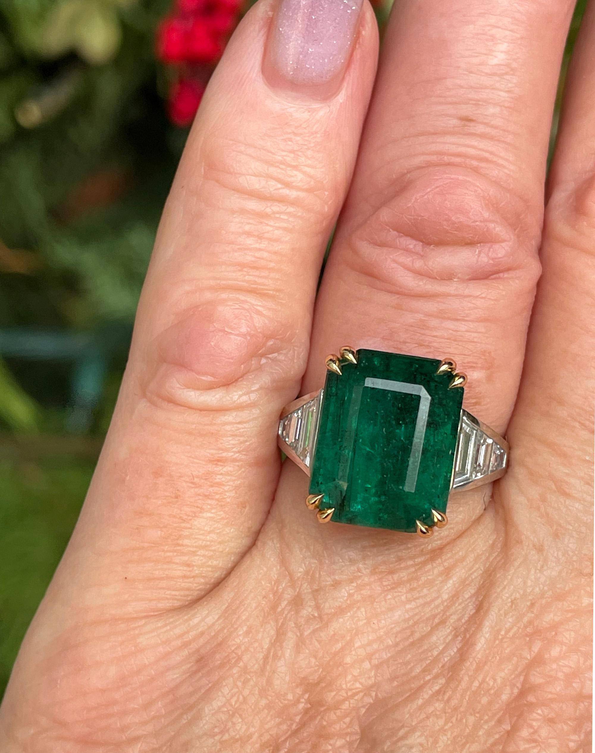 GIA 10.05ct Step cut Rectangular Green Emerald Diamond Plat 18k YG Ring 10
