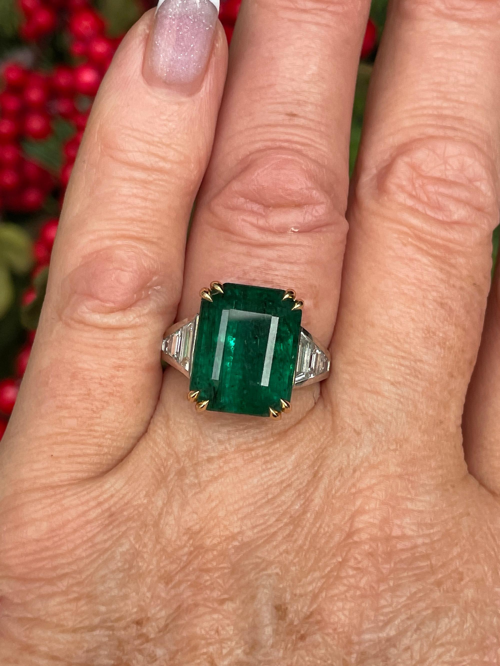 GIA 10.05ct Step cut Rectangular Green Emerald Diamond Plat 18k YG Ring 12