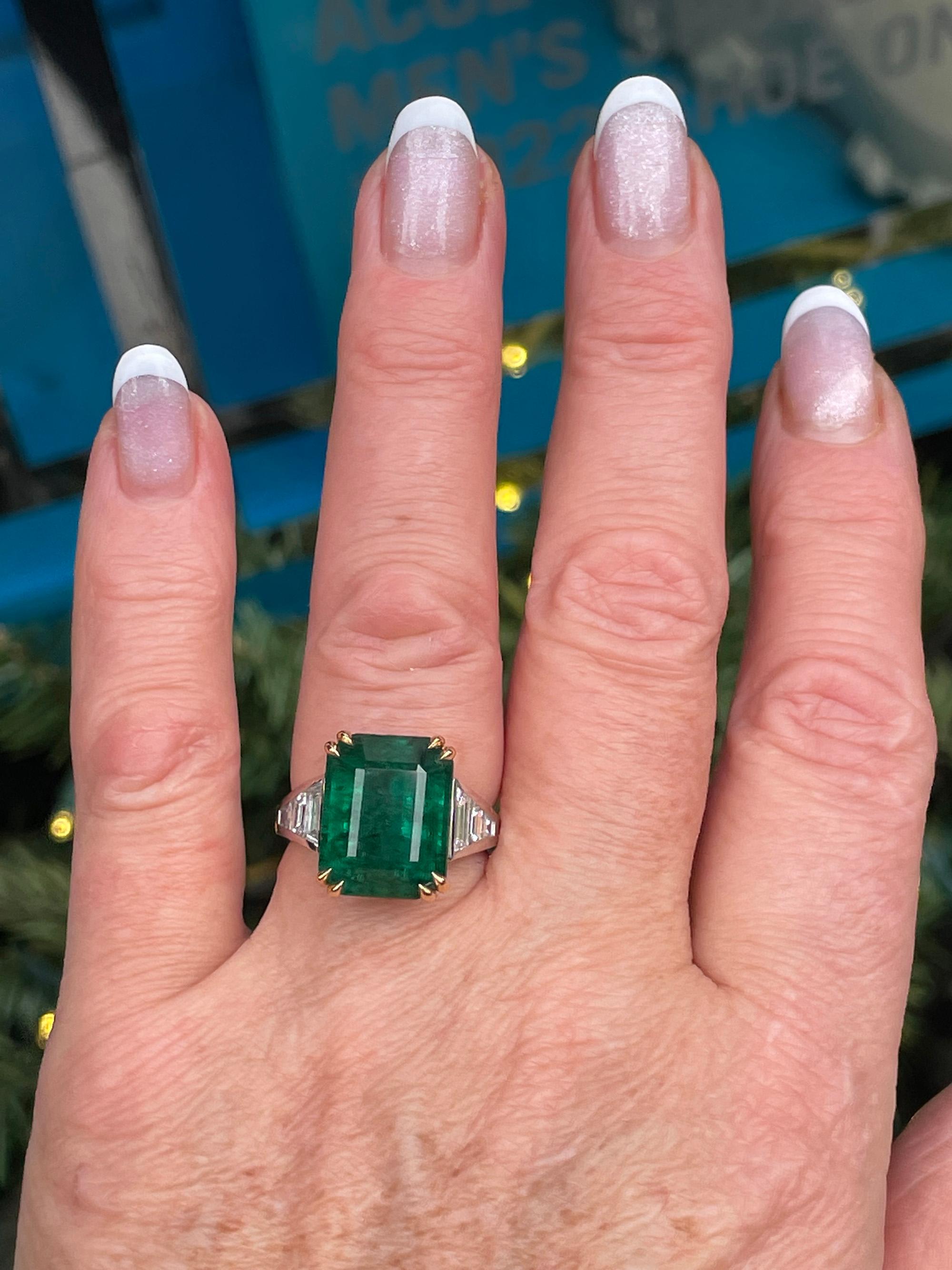 GIA 10.05ct Step cut Rectangular Green Emerald Diamond Plat 18k YG Ring 1