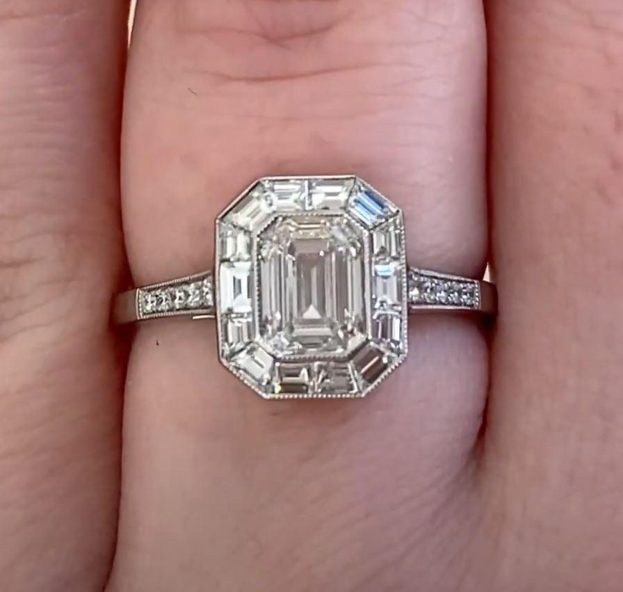 Women's GIA 1.00ct Emerald Cut Diamond Engagement Ring, Diamond Halo, Platinum For Sale