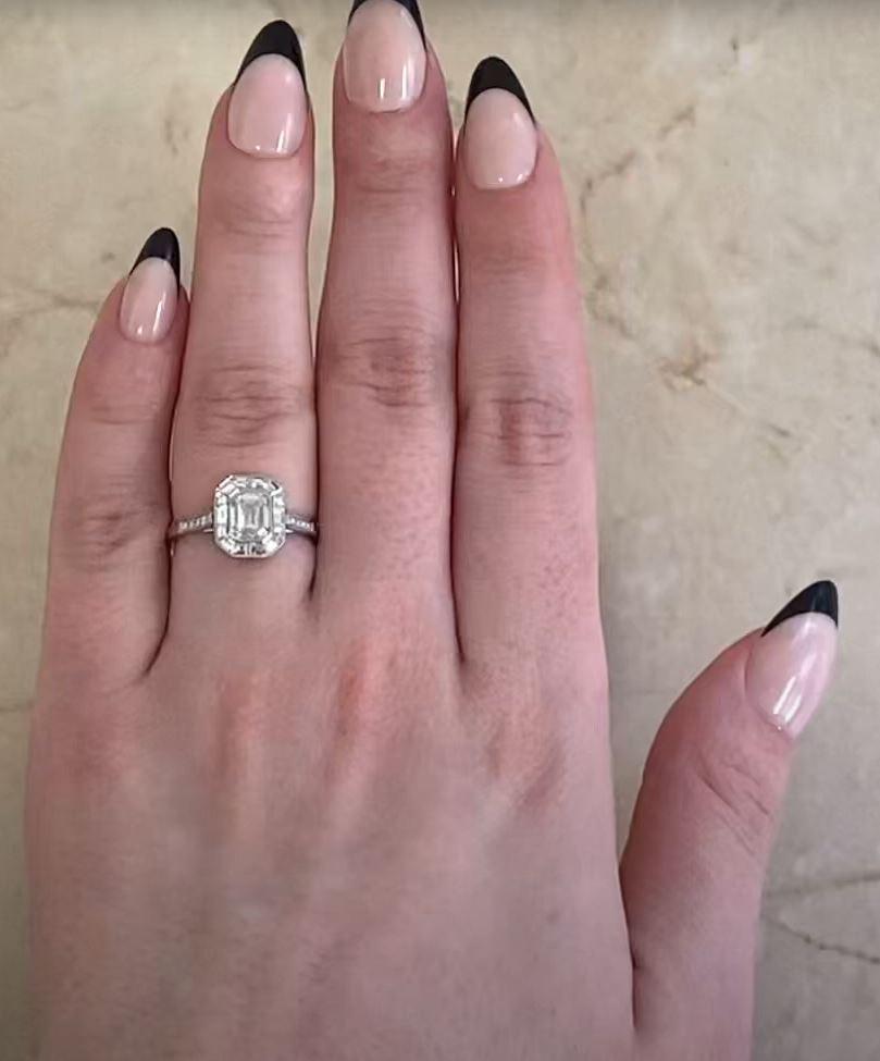 GIA 1.00ct Emerald Cut Diamond Engagement Ring, Diamond Halo, Platinum For Sale 4