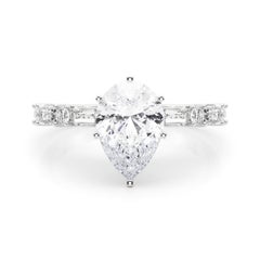 GIA 1.00ct Pear Round & Baguette Channel Band  Bague en diamant