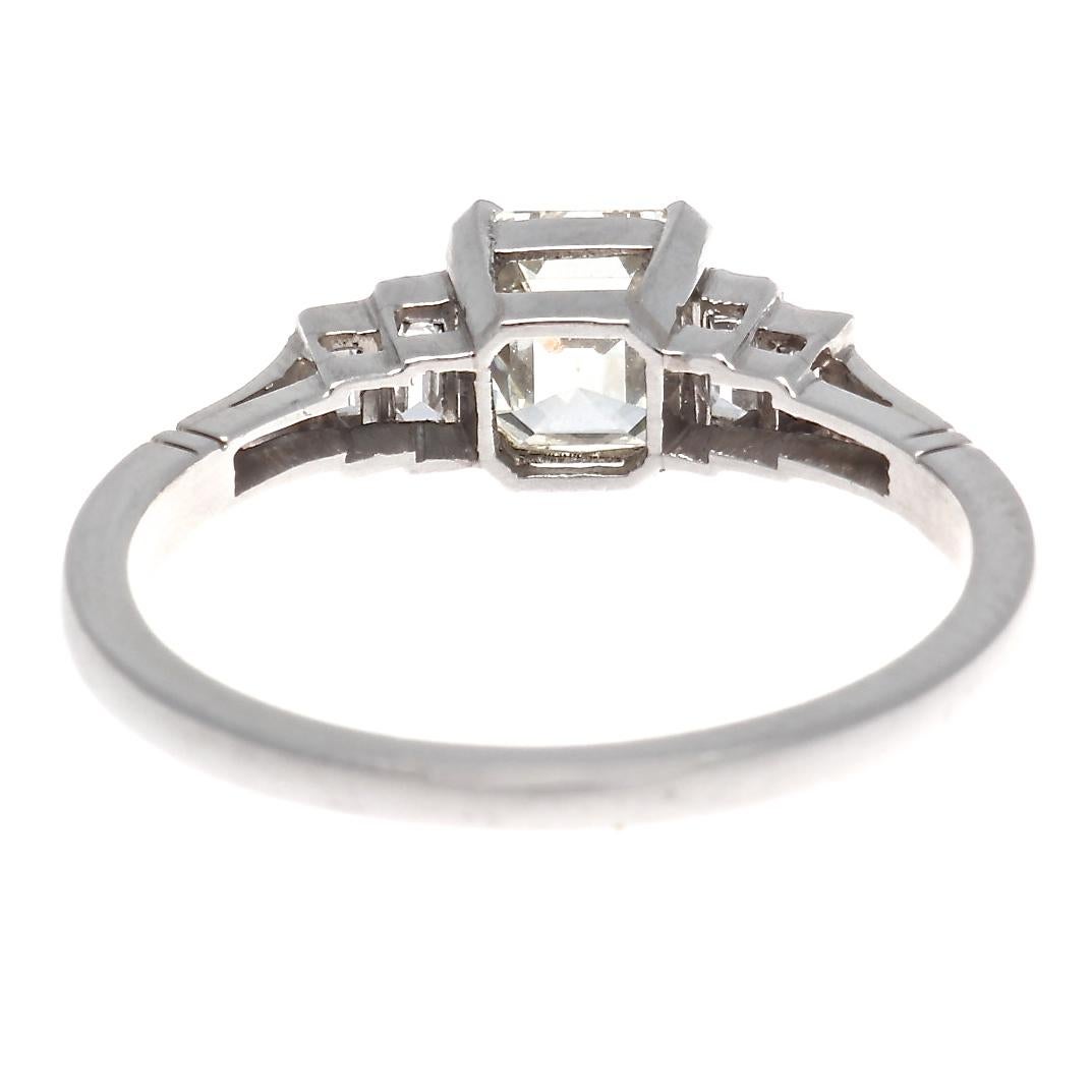 GIA 1.01 Carat Asscher Cut Diamond Platinum Engagement Ring In New Condition In Beverly Hills, CA
