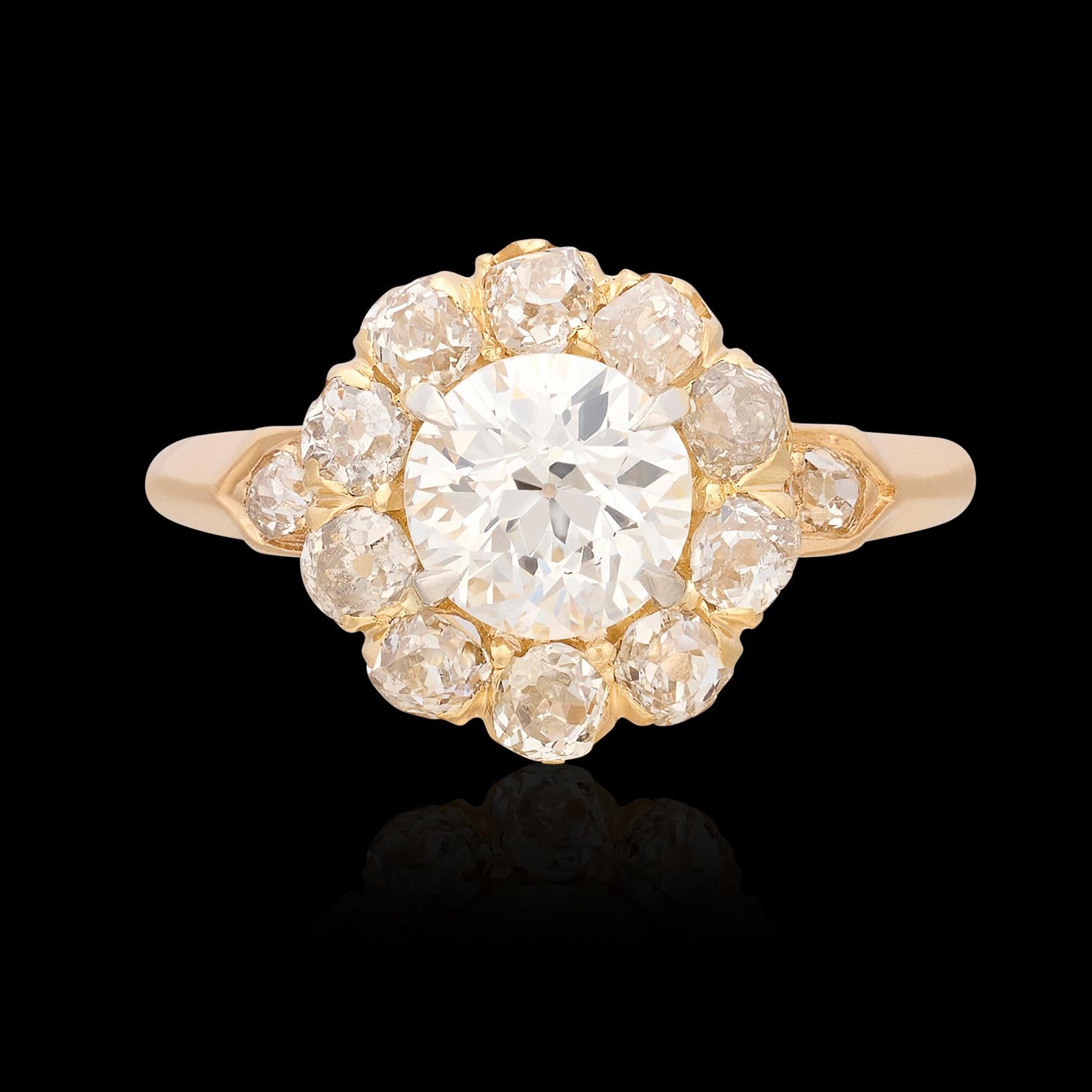 For Sale:  GIA 1.01-ct. Diamond & 18k Gold Antique Ring 3