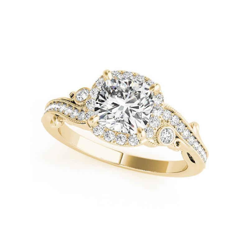 Taille coussin GIA 1.01ct Cushion Antique Halo Multi-Stone Curved Yellow Gold Diamond Ring (bague à diamant en or jaune) en vente