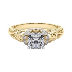 GIA 1,01ct Cuscino Chevron Halo Filigrana floreale in oro giallo 18 carati