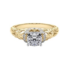 GIA 1,01ct Cuscino Chevron Halo Filigrana floreale in oro giallo 18 carati