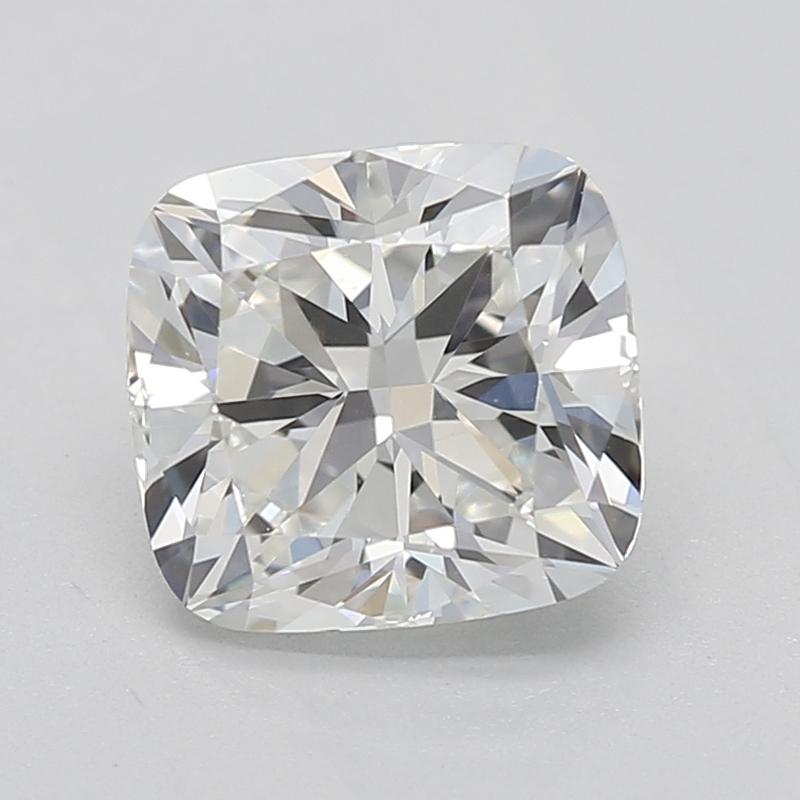 Cette bague sophistiquée est ornée d'un diamant coussin pesant 1,01 et affichant un indice de pureté I et VS1. Fabriquée à la main avec précision, la bague présente un anneau en or blanc magnifiquement poli, qui rehausse son attrait luxueux. La