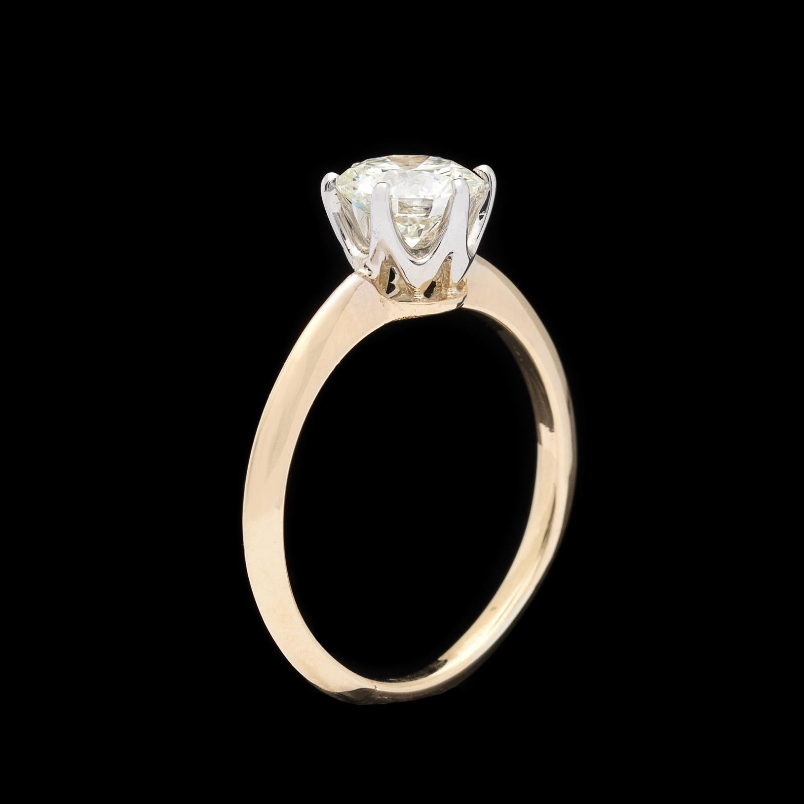 GIA 1.02 Carat F/VS2 Diamond in Yellow Gold Six Prong Ring In Excellent Condition In San Francisco, CA