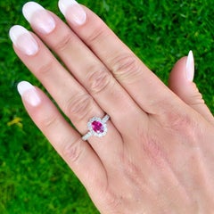 GIA 1,04 Karat unerhitzter Rubin-Diamantring, GIA