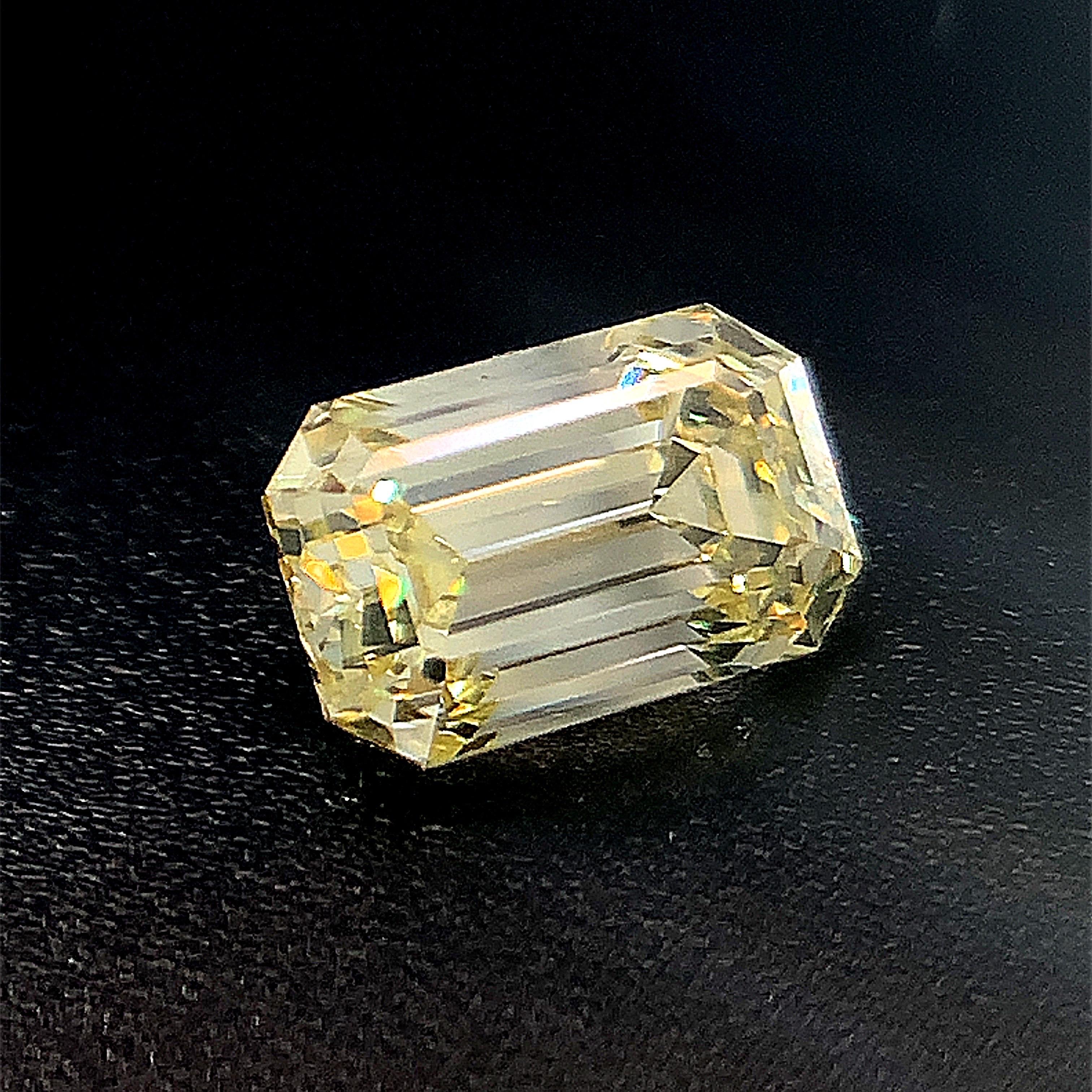 Cut and Polished by our expert team of diamond artisans this stunning natural yellow diamond 1.04ct, internally flawless, would make a wonderful engagement diamond, Emerald Cut, beautifully proportioned.
GIA 1.04ct Certificated Natural Fancy Yellow
